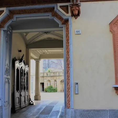 Palazzo Della Torre Elegant In Daire