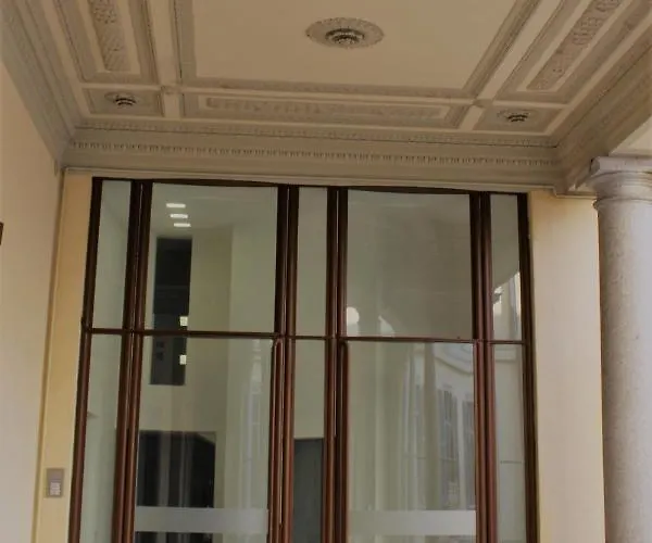 Palazzo Della Torre Elegant In Daire *